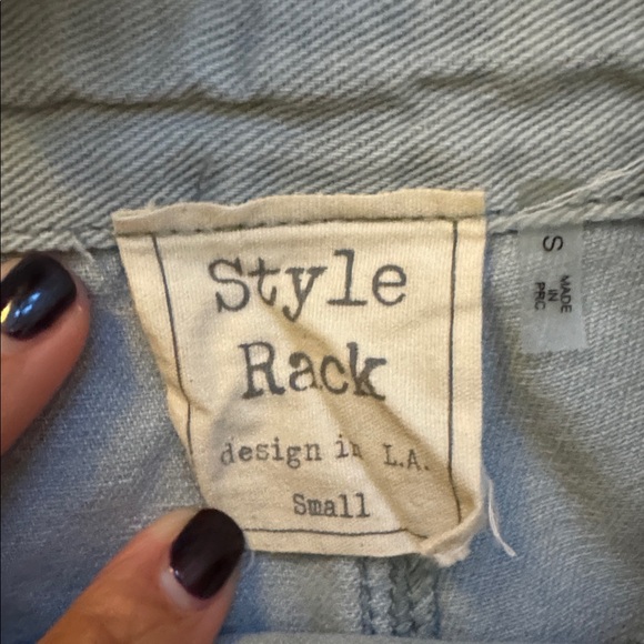 Style Rack Cropped Denim Overalls - Picture 2 of 5